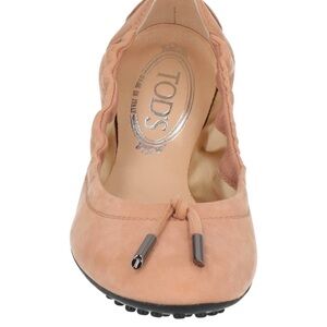 Tod's Women's Tan Leather Shoes